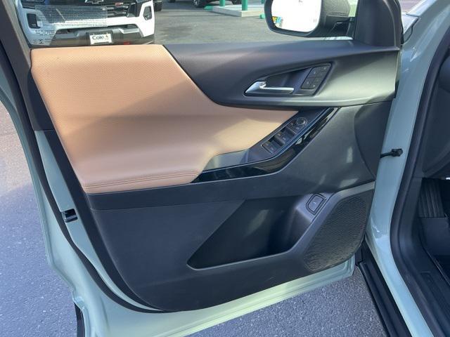 new 2026 Chevrolet Equinox car, priced at $39,928