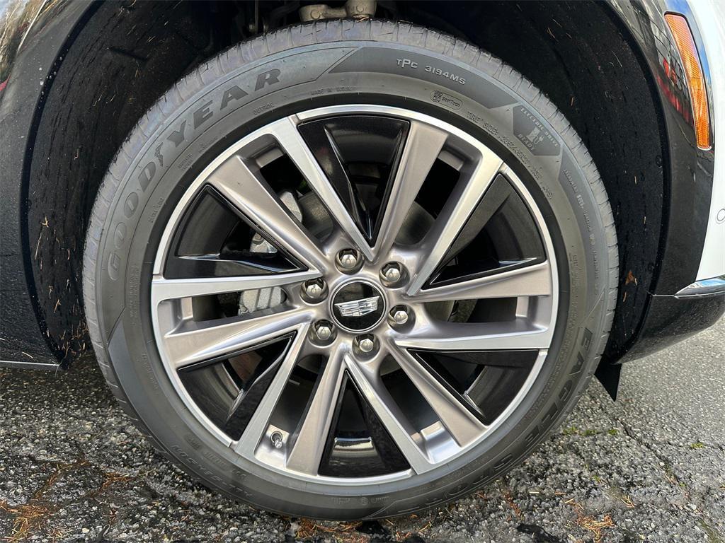 new 2026 Cadillac VISTIQ car, priced at $80,815