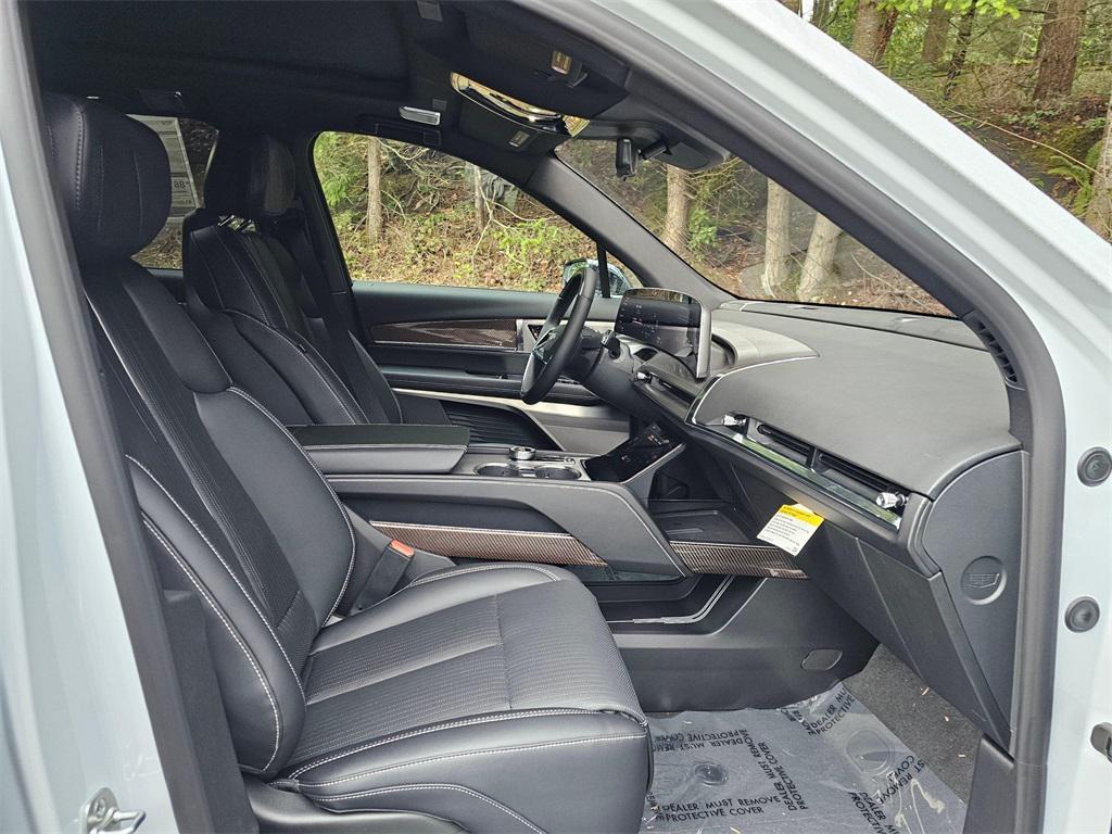 new 2026 Cadillac VISTIQ car, priced at $81,115