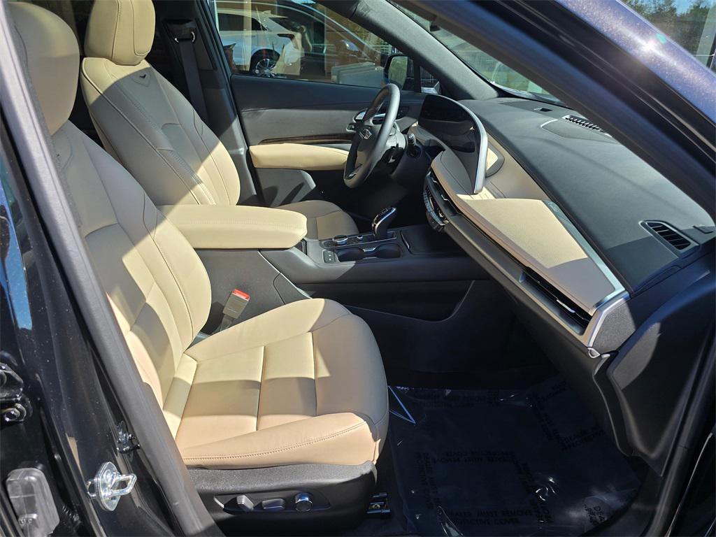 used 2025 Cadillac XT4 car, priced at $37,995