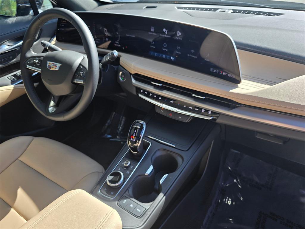 used 2025 Cadillac XT4 car, priced at $37,995