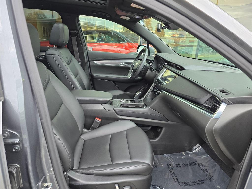 used 2021 Cadillac XT6 car, priced at $21,794