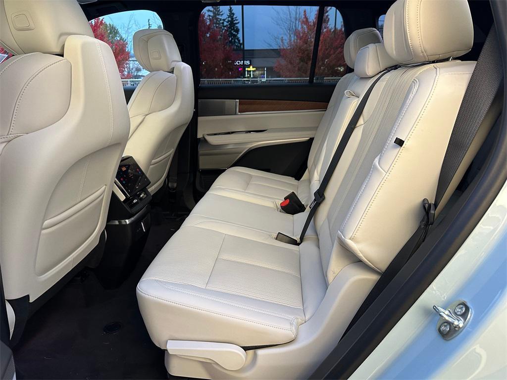 new 2026 Cadillac VISTIQ car, priced at $80,815