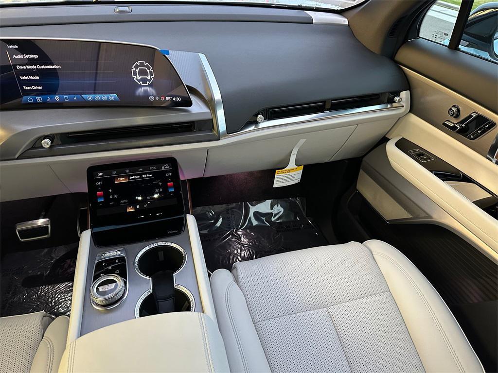 new 2026 Cadillac VISTIQ car, priced at $80,815