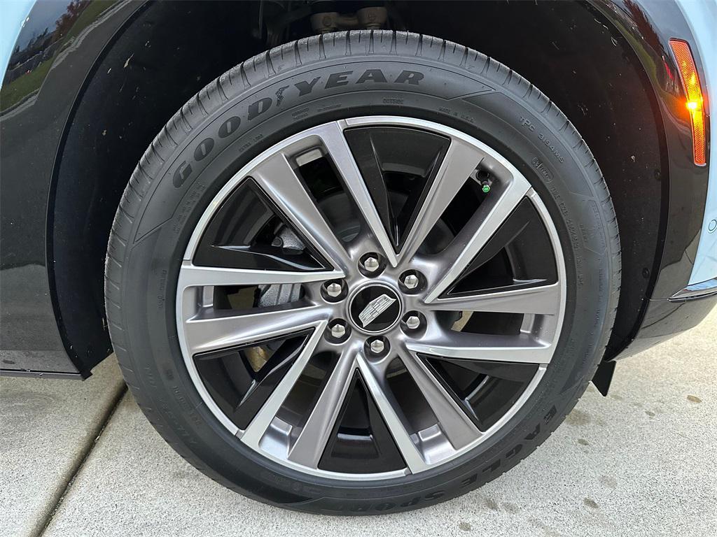 new 2026 Cadillac VISTIQ car, priced at $80,815