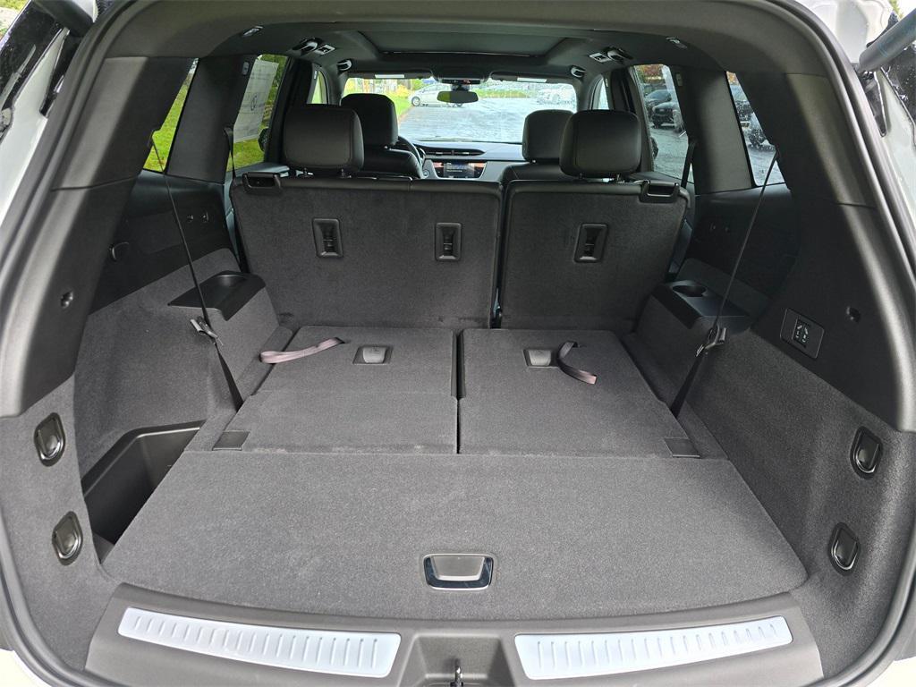 new 2025 Cadillac XT6 car, priced at $53,915