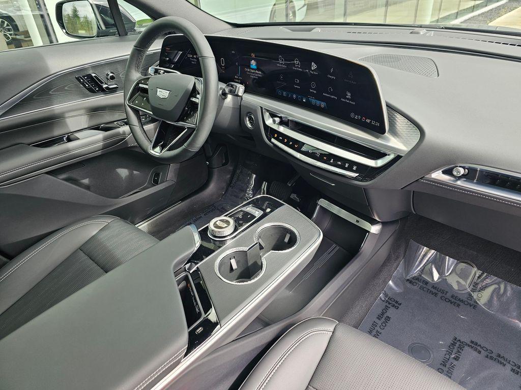 used 2025 Cadillac LYRIQ car, priced at $58,872