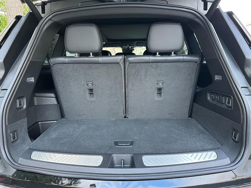 used 2026 Cadillac VISTIQ car, priced at $79,090