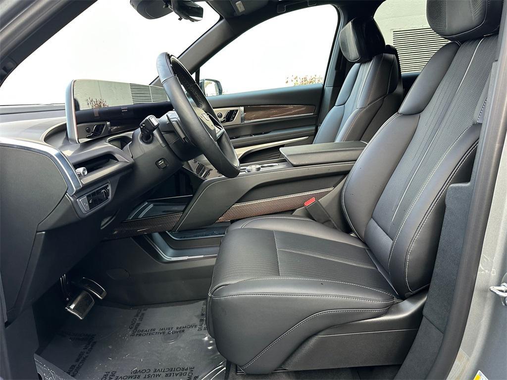 used 2026 Cadillac VISTIQ car, priced at $79,090