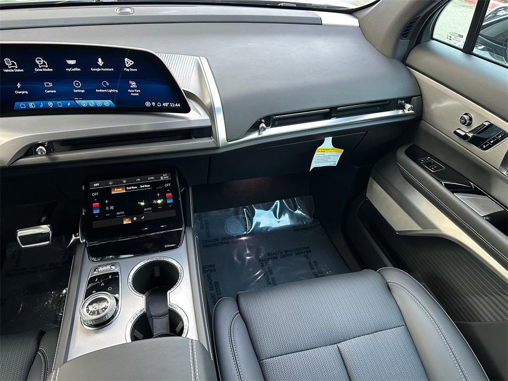 used 2026 Cadillac VISTIQ car, priced at $79,090