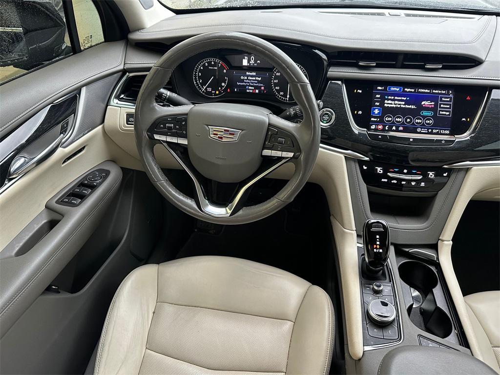 used 2021 Cadillac XT6 car, priced at $29,860