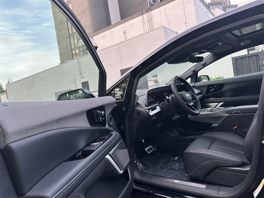 new 2026 Cadillac OPTIQ car, priced at $59,895