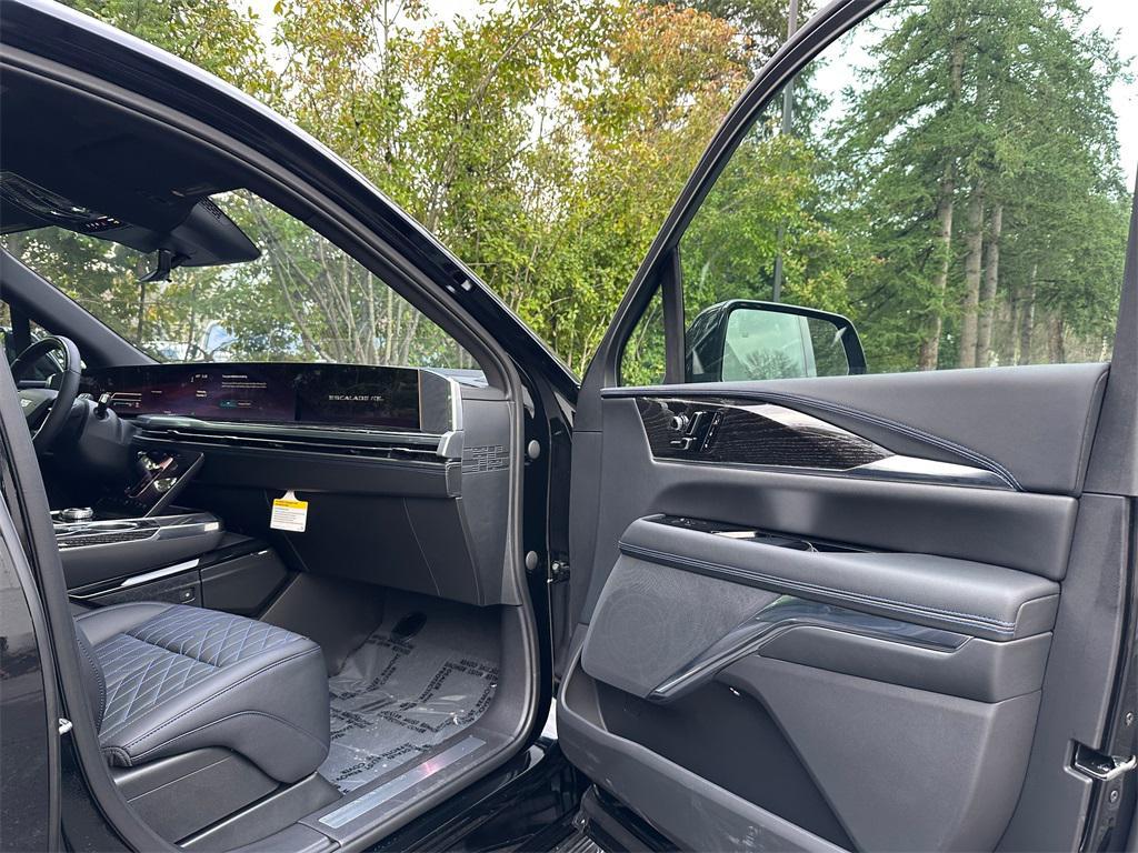 new 2026 Cadillac Escalade IQL car, priced at $134,790