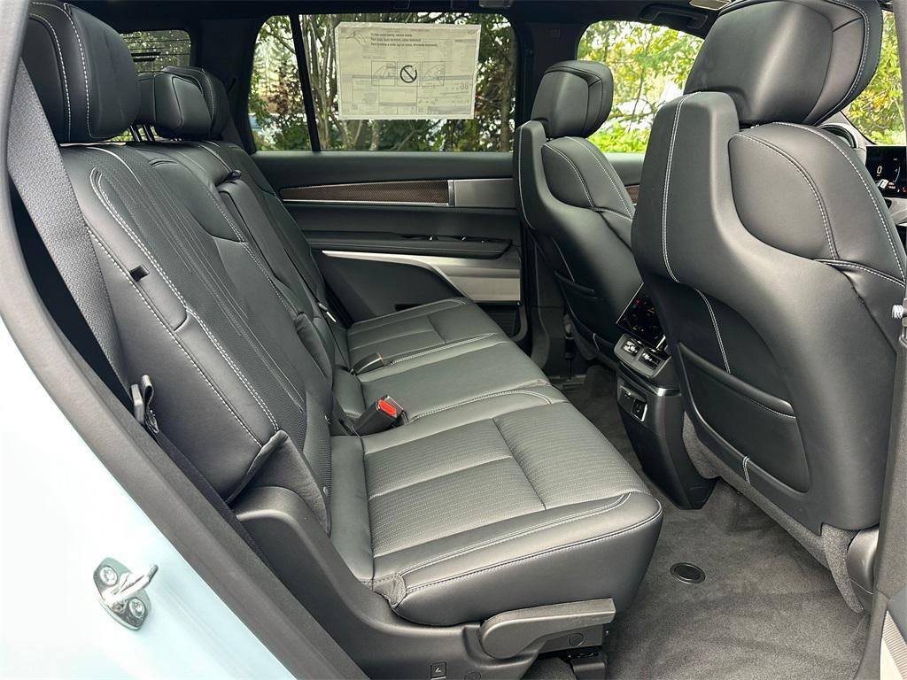 new 2026 Cadillac VISTIQ car, priced at $80,514