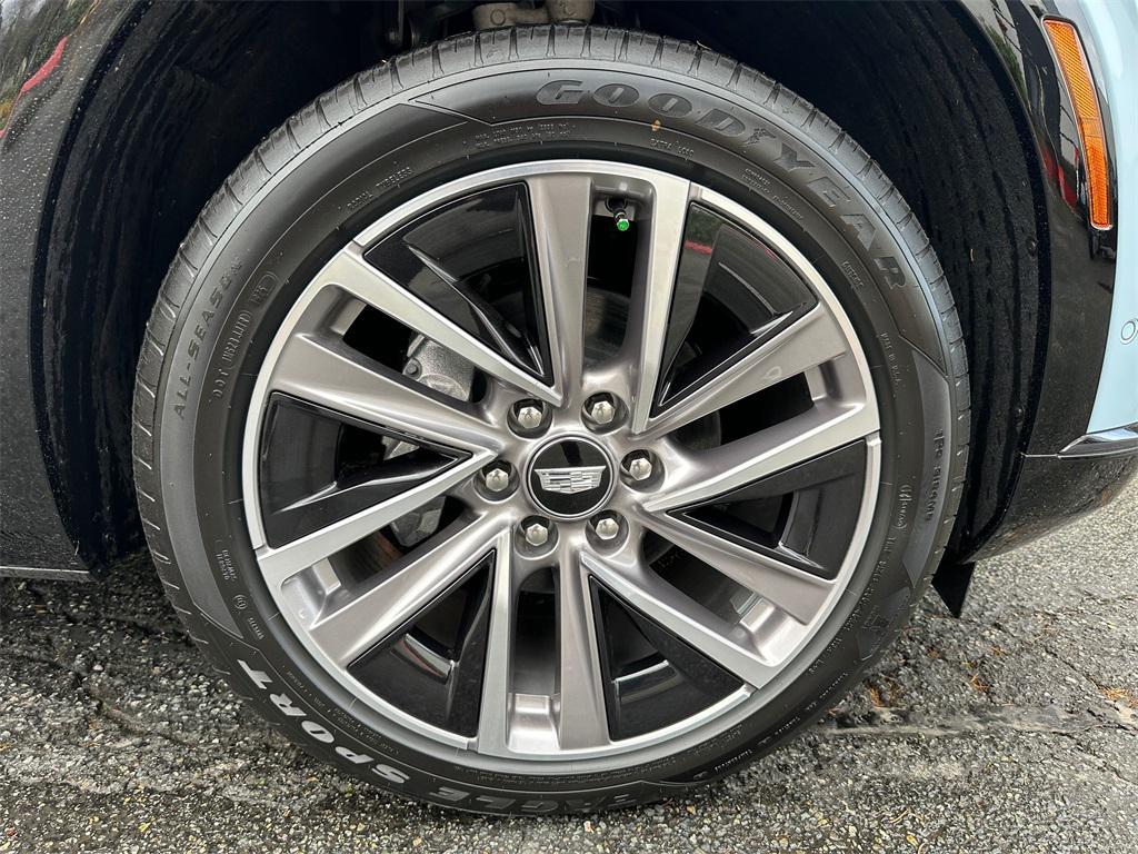 new 2026 Cadillac VISTIQ car, priced at $80,514