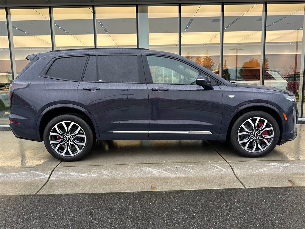 new 2025 Cadillac XT6 car, priced at $66,065