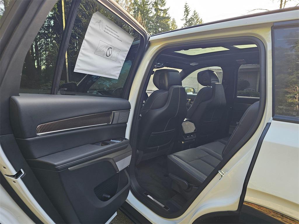 new 2026 Cadillac VISTIQ car, priced at $80,815