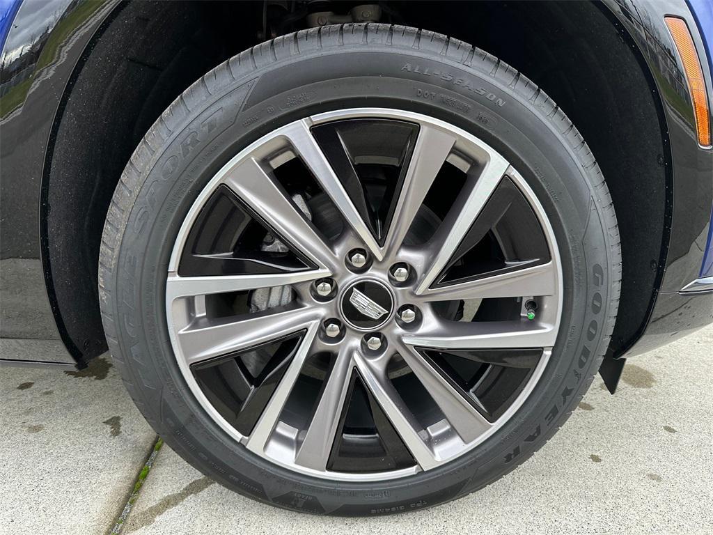 new 2026 Cadillac VISTIQ car, priced at $80,815