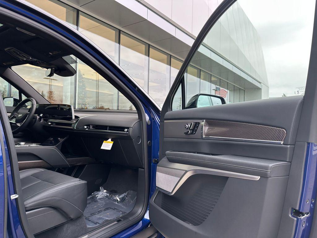 new 2026 Cadillac VISTIQ car, priced at $81,015