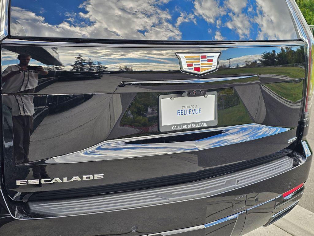new 2026 Cadillac Escalade ESV car, priced at $111,810