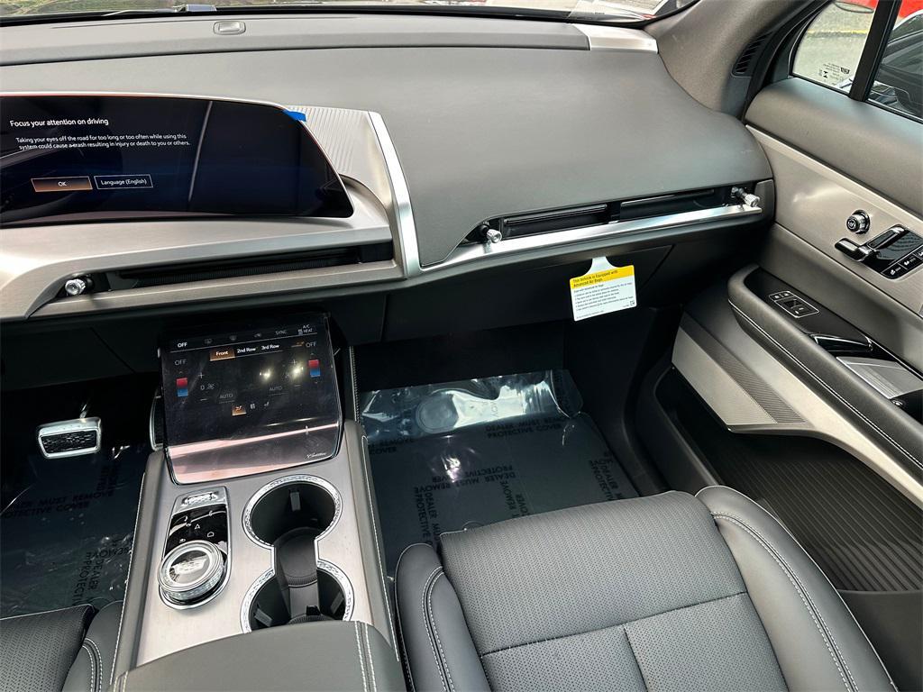 new 2026 Cadillac VISTIQ car, priced at $80,215