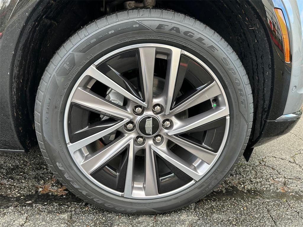 new 2026 Cadillac VISTIQ car, priced at $79,590