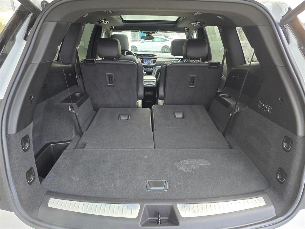 used 2023 Cadillac XT6 car, priced at $44,035