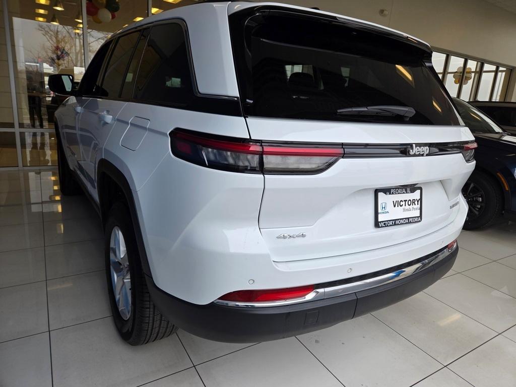 used 2025 Jeep Grand Cherokee car, priced at $29,900