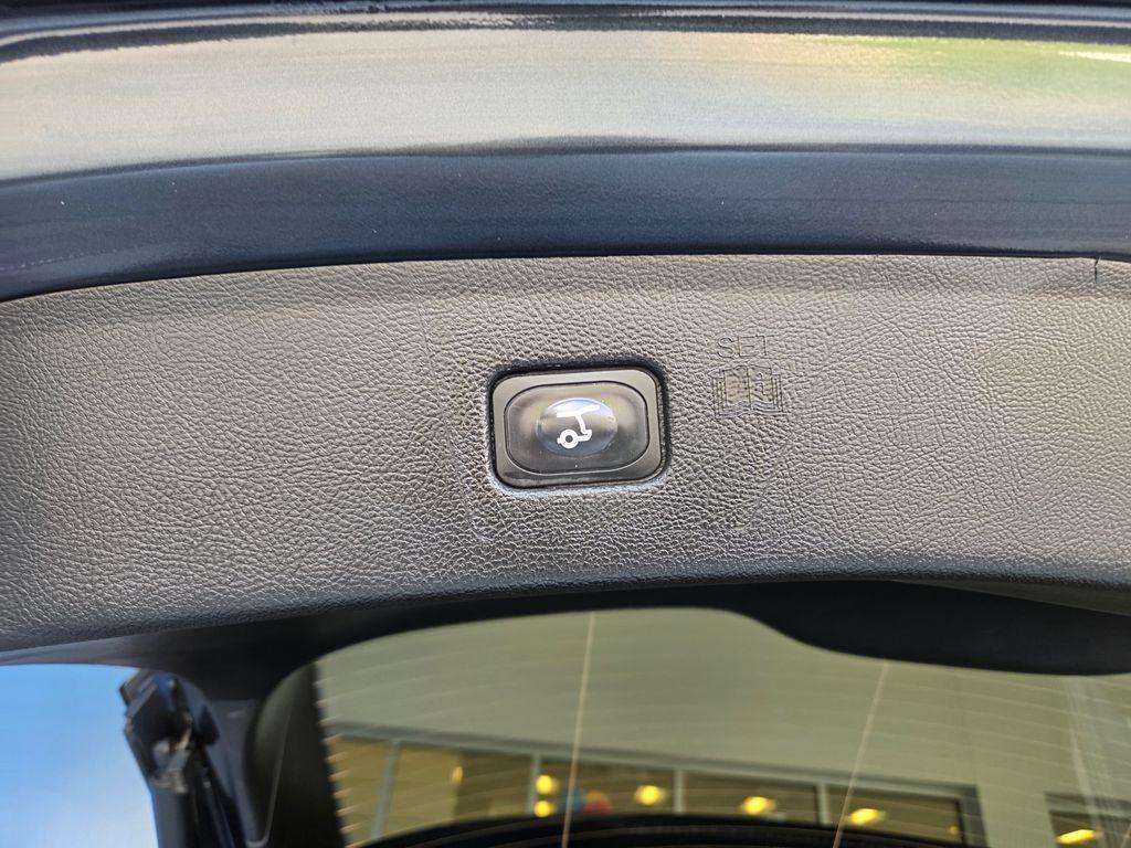 used 2024 Ford Edge car, priced at $27,994