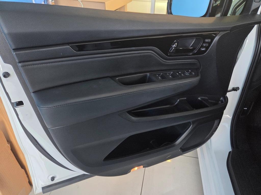 used 2025 Honda Odyssey car, priced at $45,988