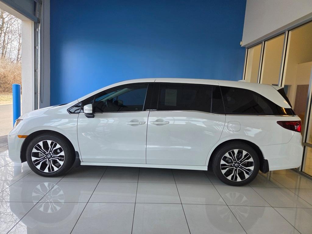 used 2025 Honda Odyssey car, priced at $45,988