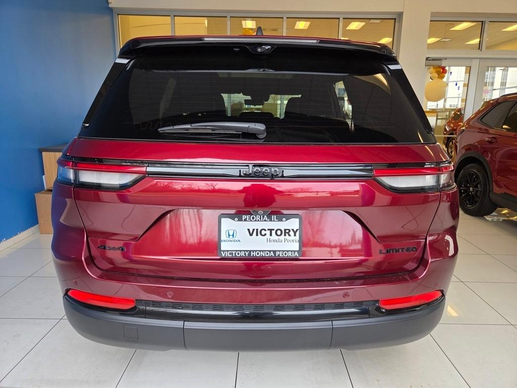 used 2024 Jeep Grand Cherokee car, priced at $31,500