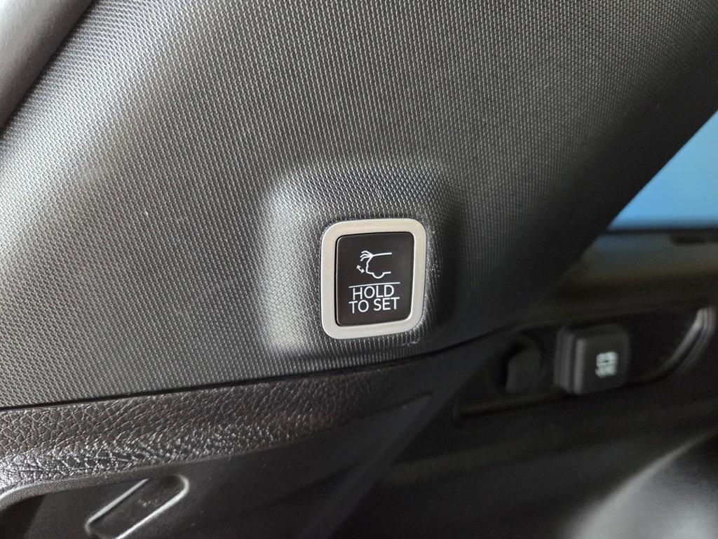 used 2024 Jeep Grand Cherokee car, priced at $31,500