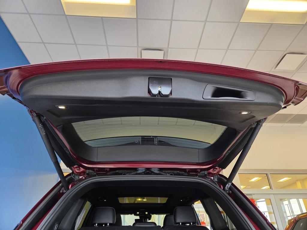 used 2024 Jeep Grand Cherokee car, priced at $31,500