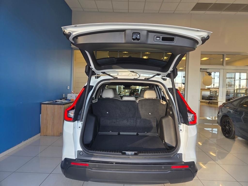 used 2023 Honda CR-V car, priced at $32,494