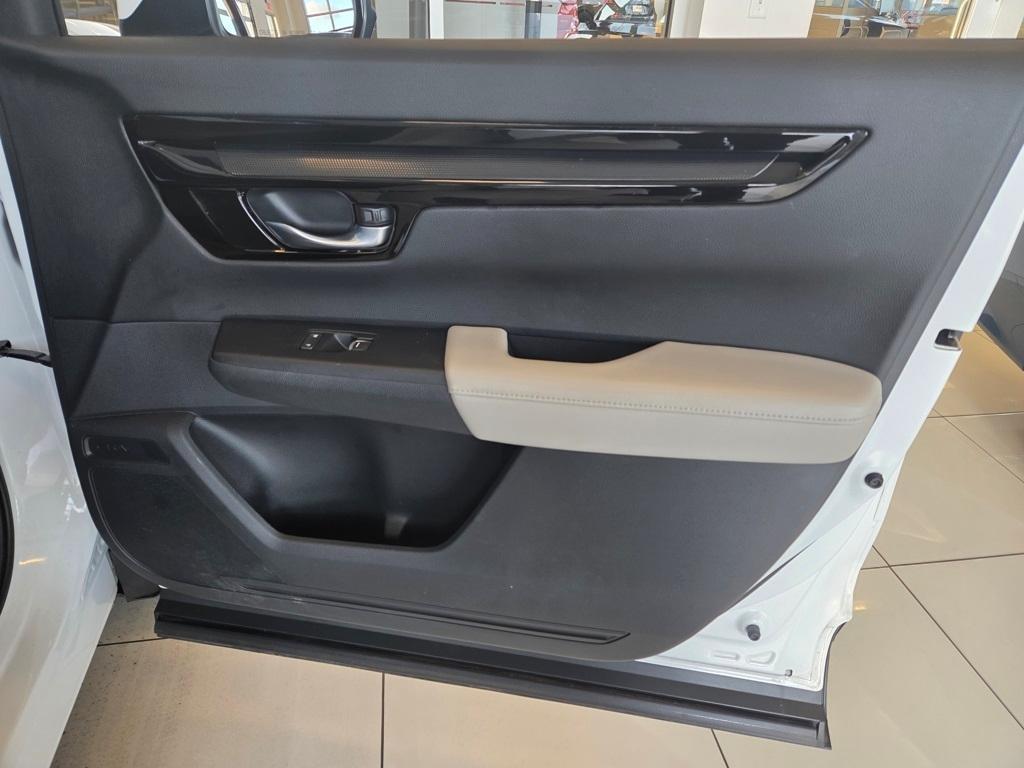 used 2023 Honda CR-V car, priced at $32,494