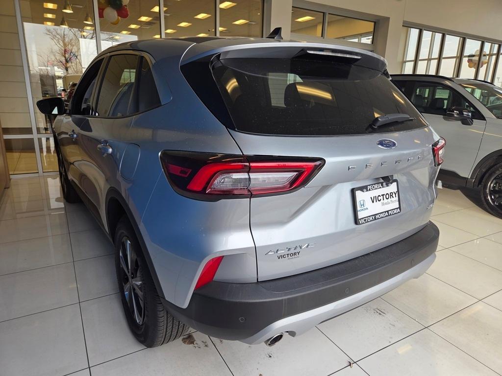 used 2023 Ford Escape car, priced at $20,000