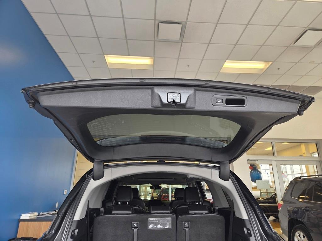 used 2024 Honda Odyssey car, priced at $36,400