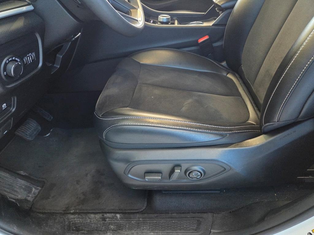 used 2023 Jeep Grand Cherokee L car, priced at $27,749