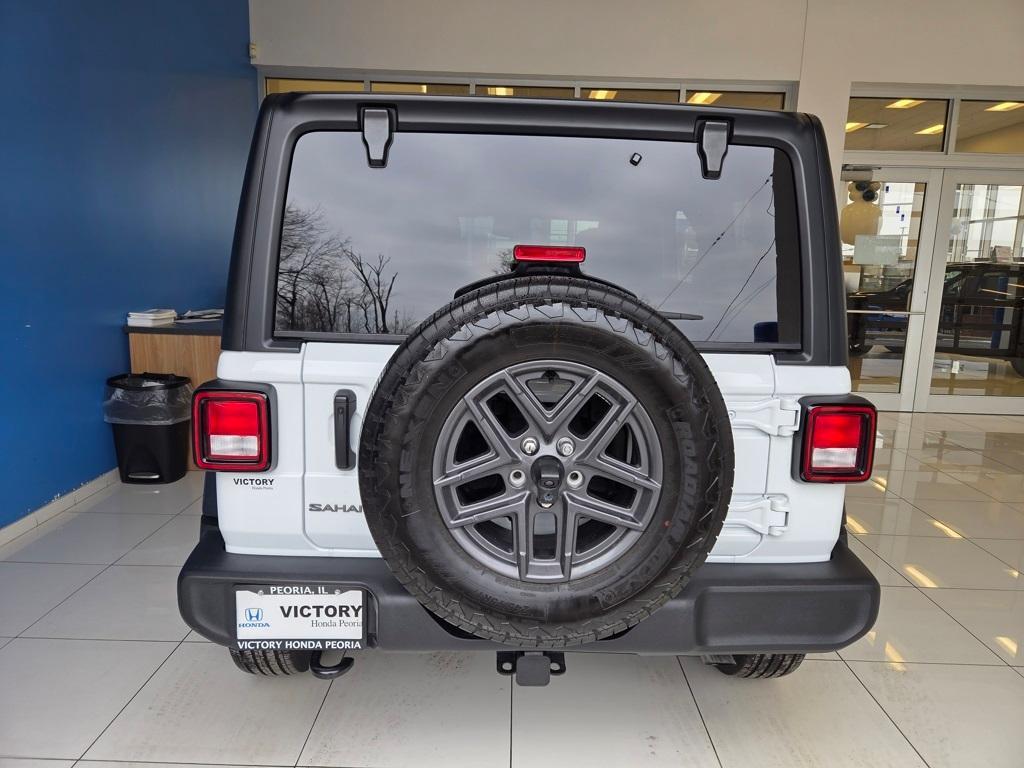 used 2025 Jeep Wrangler car, priced at $35,300
