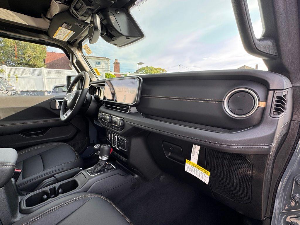 new 2026 Jeep Wrangler car, priced at $52,483
