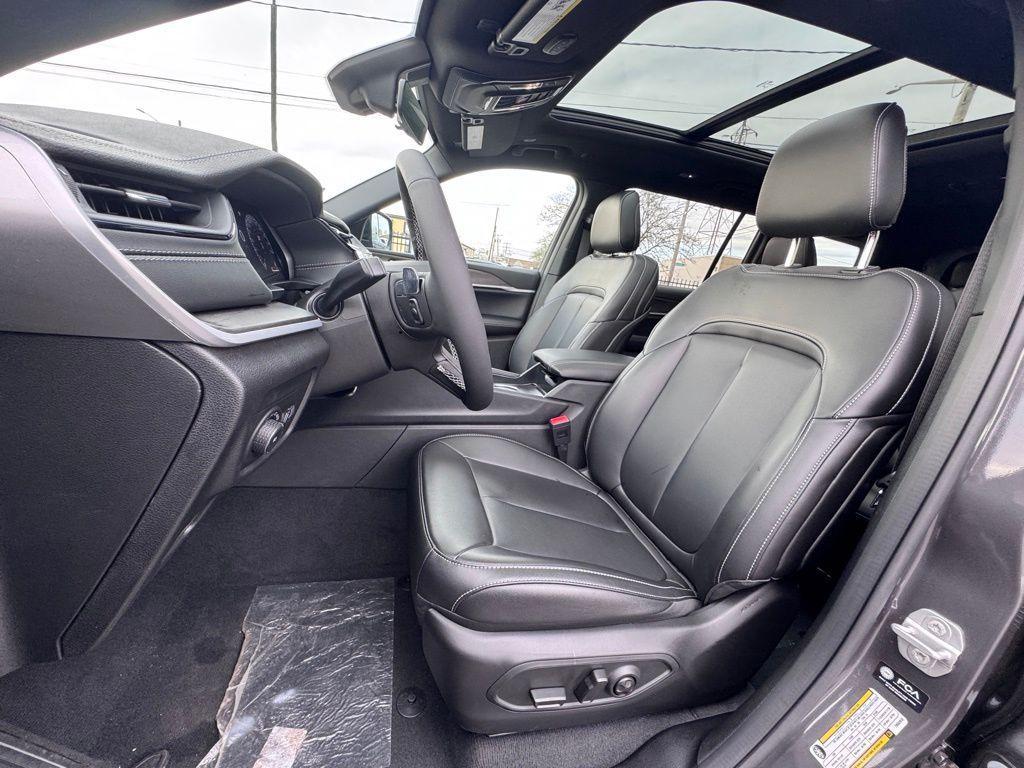 new 2026 Jeep Grand Cherokee L car, priced at $53,353