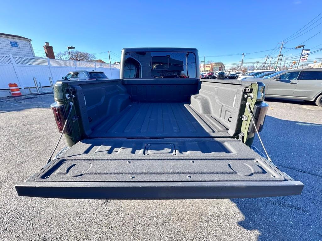 used 2022 Jeep Gladiator car, priced at $26,750