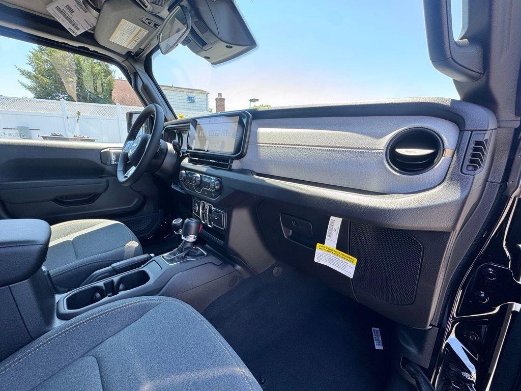 new 2026 Jeep Wrangler car, priced at $45,937