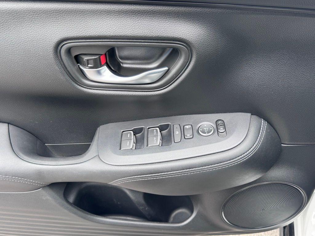 used 2025 Honda HR-V car, priced at $26,750