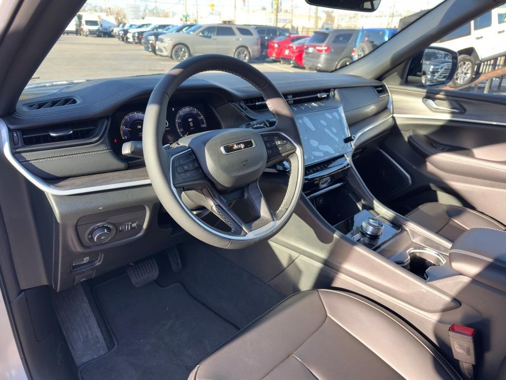 new 2026 Jeep Grand Cherokee car, priced at $46,605