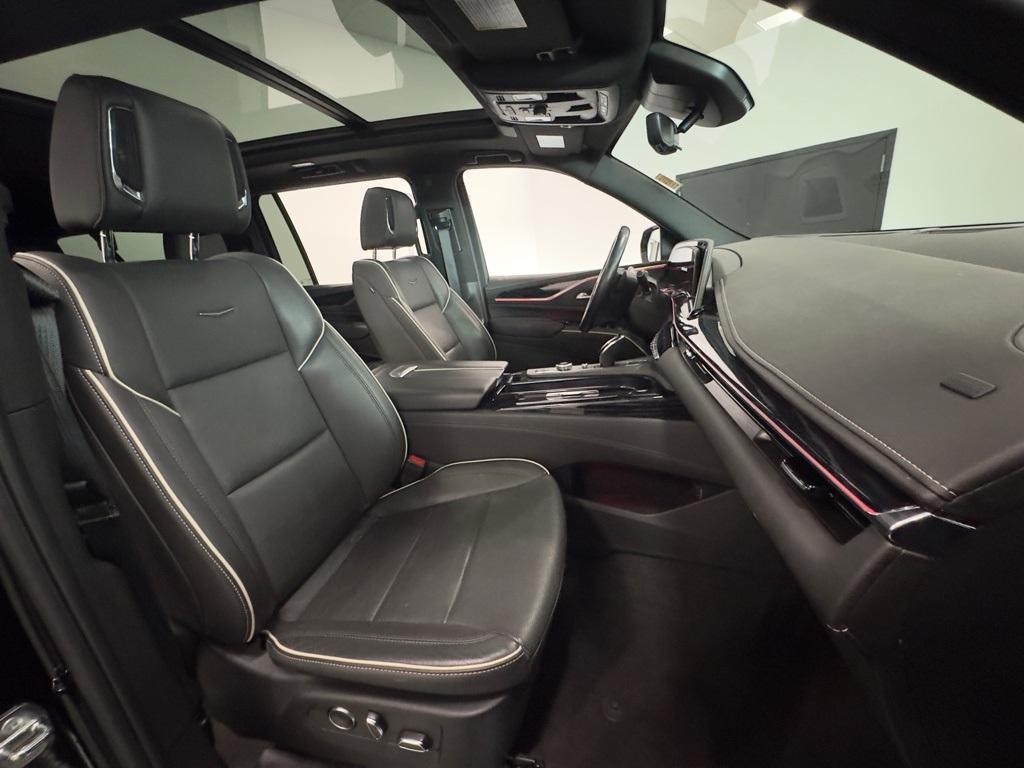 used 2024 Cadillac Escalade ESV car, priced at $73,850