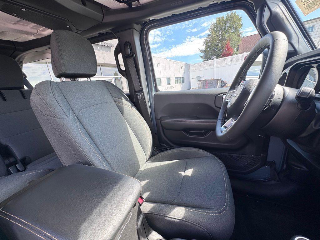 used 2025 Jeep Wrangler 4xe car, priced at $30,750