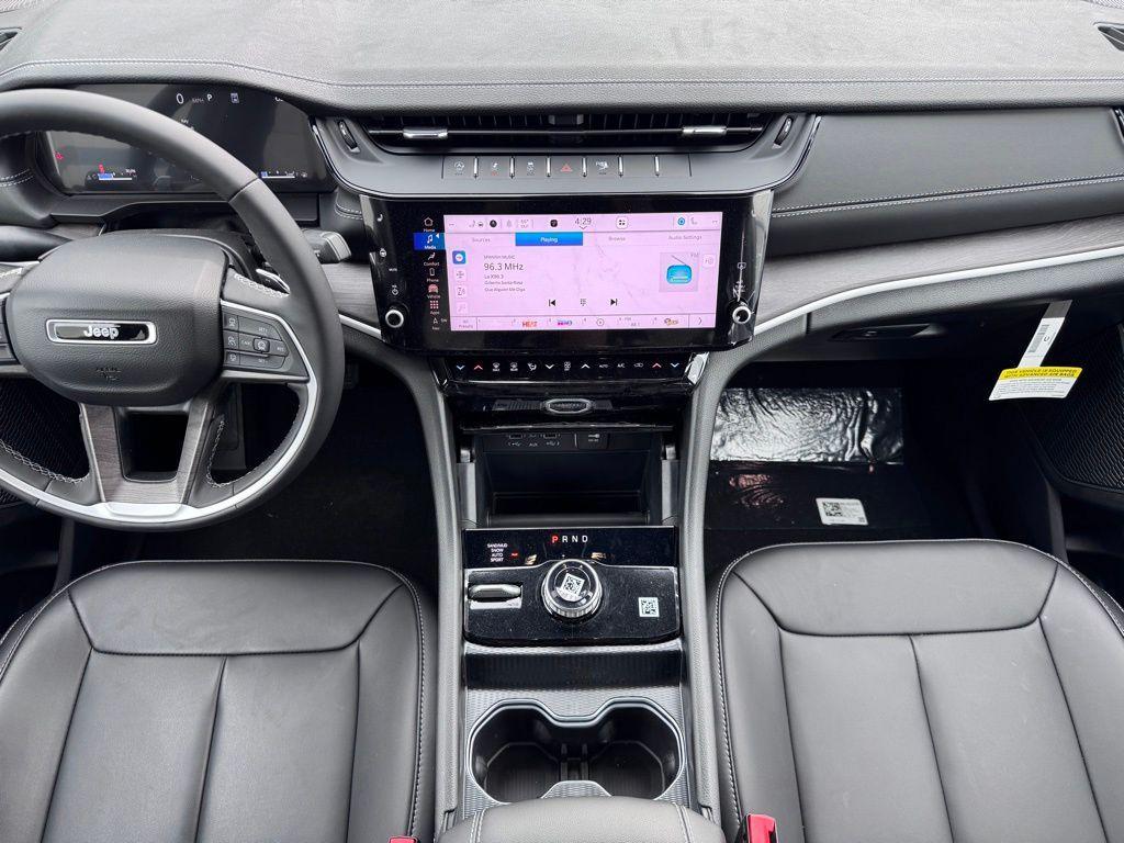 new 2026 Jeep Grand Cherokee L car, priced at $43,008