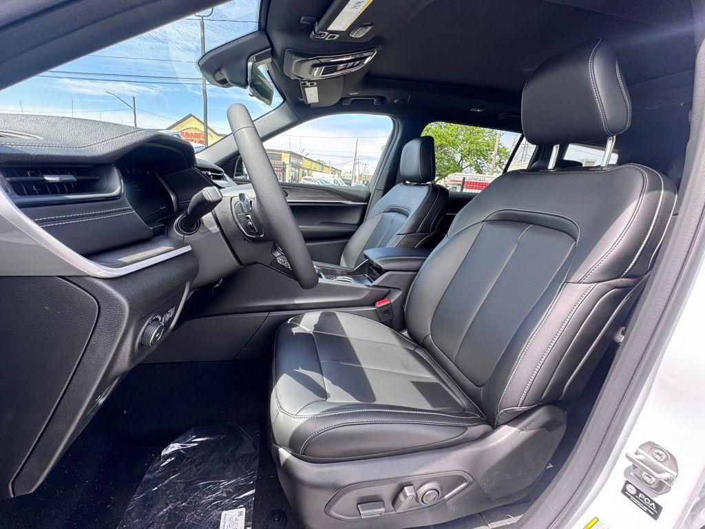 new 2026 Jeep Grand Cherokee L car, priced at $45,447